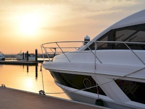 It is possible to stay connected while sailing! With a 3G GSM marine amplifier!